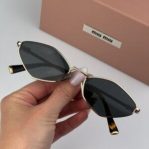 Miu Miu MU56ZS ZVN5S0 BRAND NEW Sunglasses Pale Gold Dark Grey Geometric Unisex